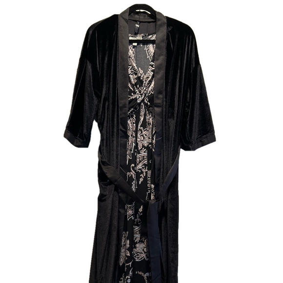 NEW Black Robe Velvet Satin Belt ROCKSTAR Robe Medium - Picture 1 of 7